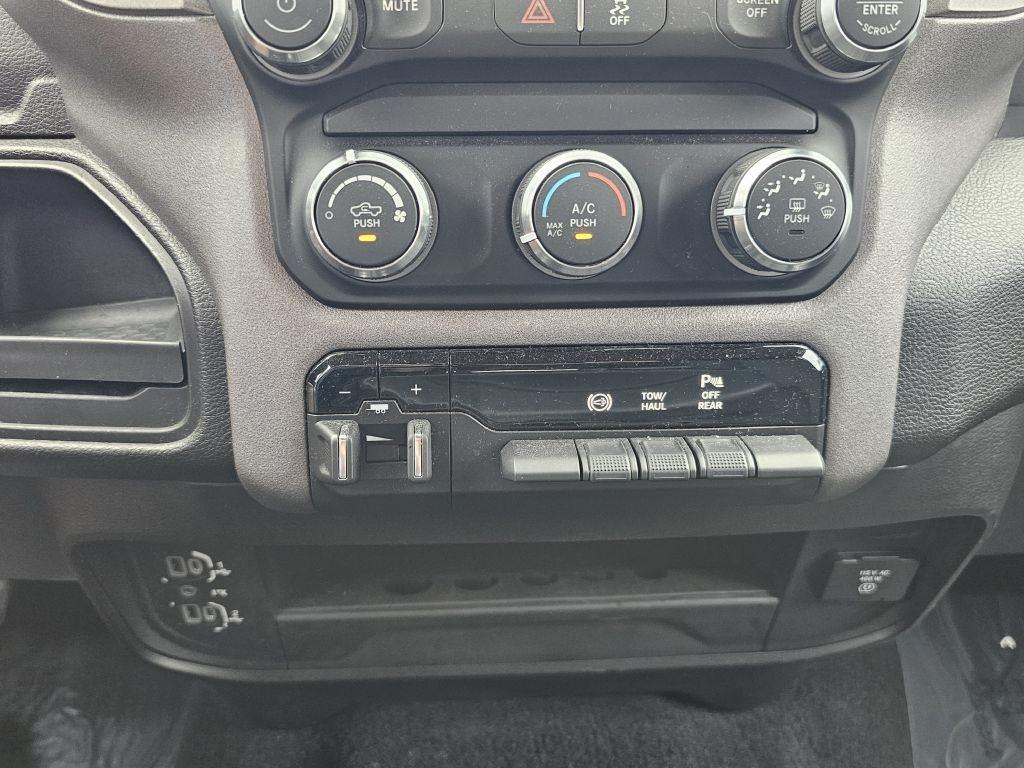 RAM 2500 Tradesman Crew Cab LWB 4WD 2019