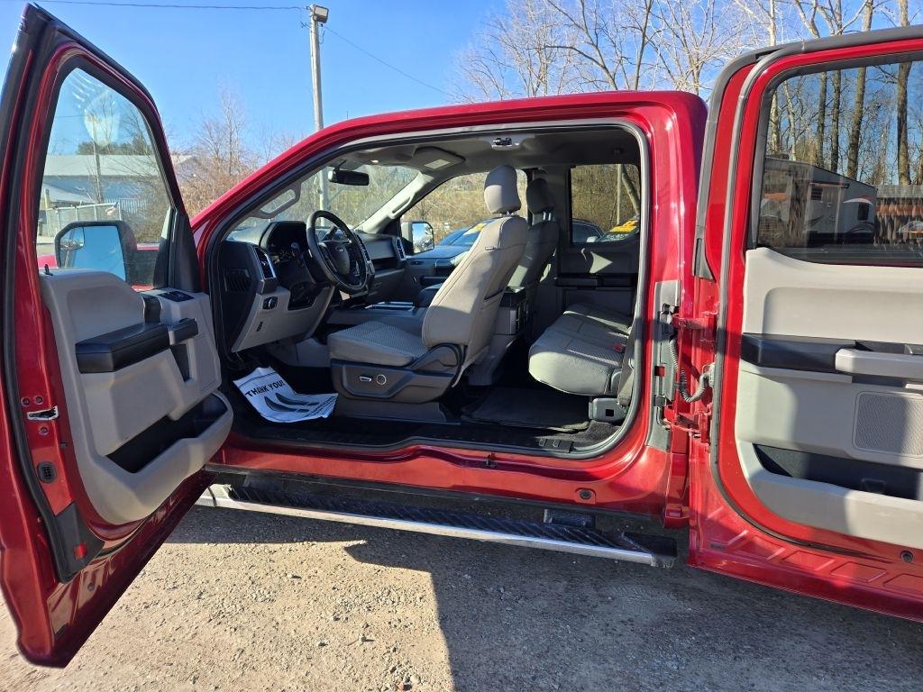 Ford F-150 XLT SuperCab 8-ft. 2WD 2015