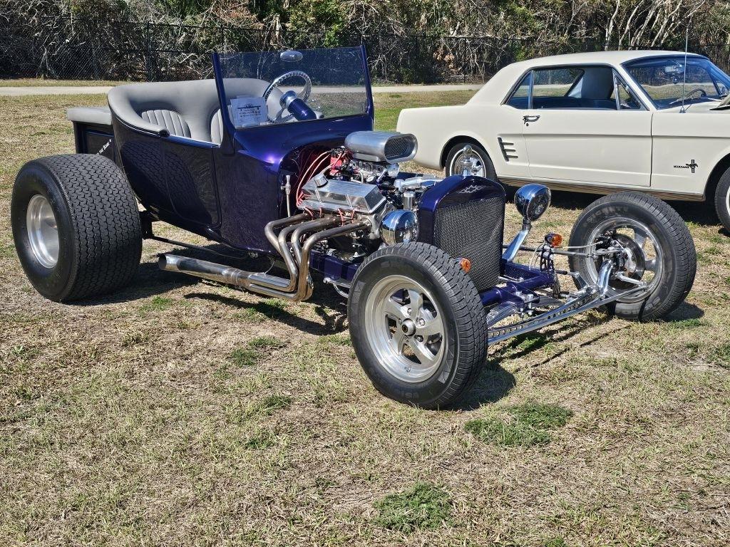 Ford T-Bucket Roadster  1923