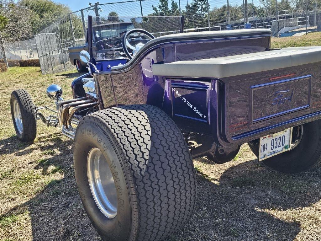 Ford T-Bucket Roadster  1923
