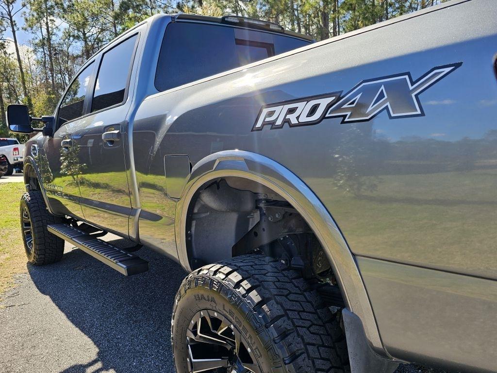 Nissan Titan XD PRO-4X 4WD Diesel 2017