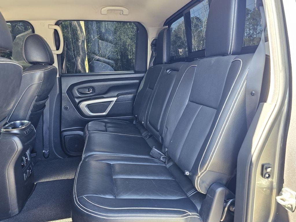 Nissan Titan XD PRO-4X 4WD Diesel 2017