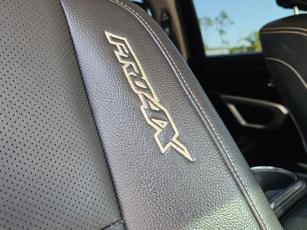 Nissan Titan XD PRO-4X 4WD Diesel 2017