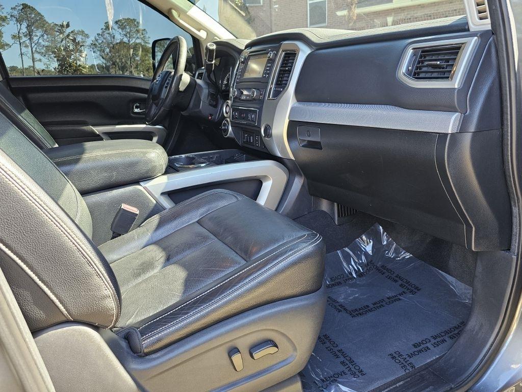 Nissan Titan XD PRO-4X 4WD Diesel 2017