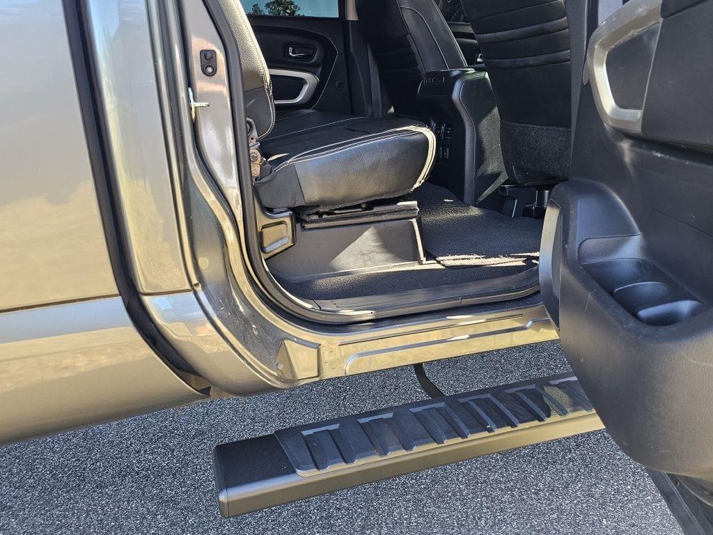 Nissan Titan XD PRO-4X 4WD Diesel 2017