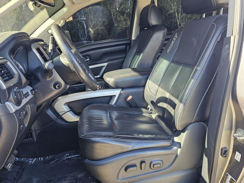 Nissan Titan XD PRO-4X 4WD Diesel 2017