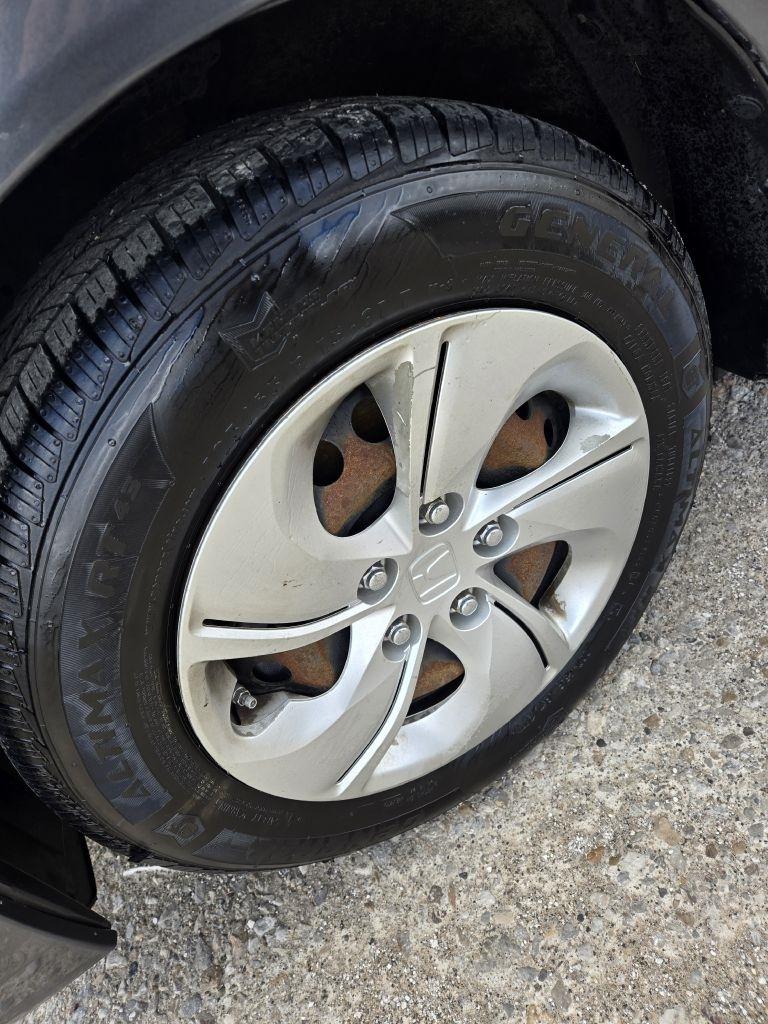 Honda Civic LX Sedan 5-Speed AT 2013