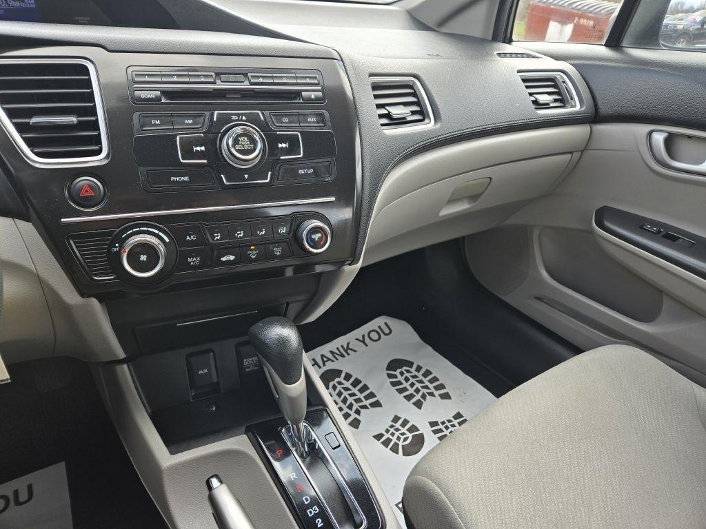 Honda Civic LX Sedan 5-Speed AT 2013