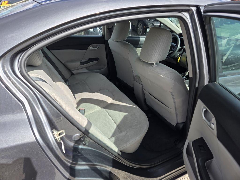 Honda Civic LX Sedan 5-Speed AT 2013