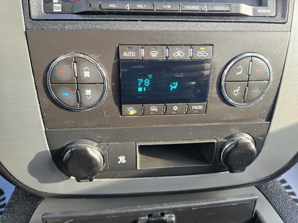 GMC Sierra 1500 SLE Crew Cab 4WD 2011