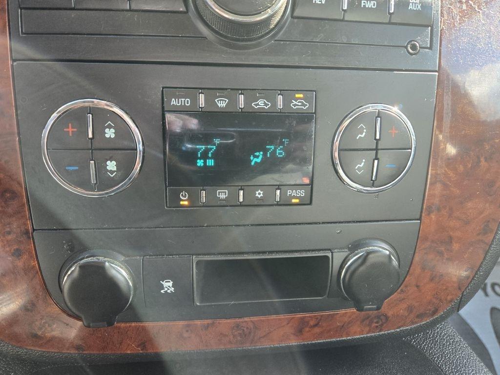 Chevrolet Silverado 1500 LTZ Crew Cab 4WD 2010