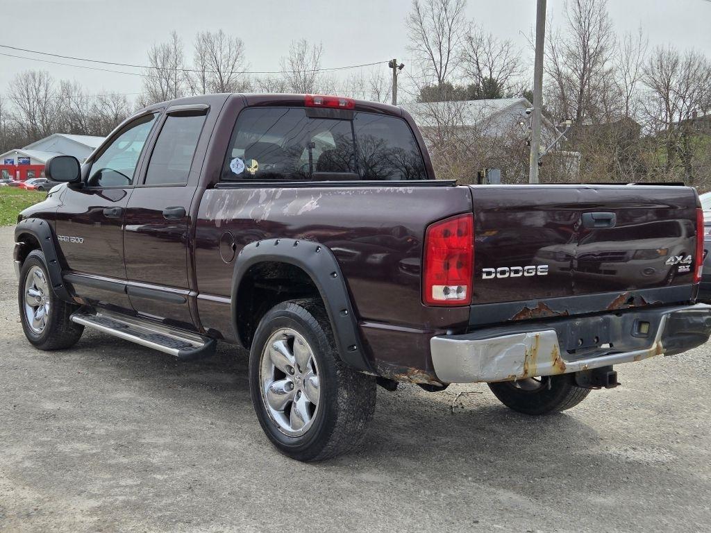 Dodge Ram 1500 ST Quad Cab 4WD 2004