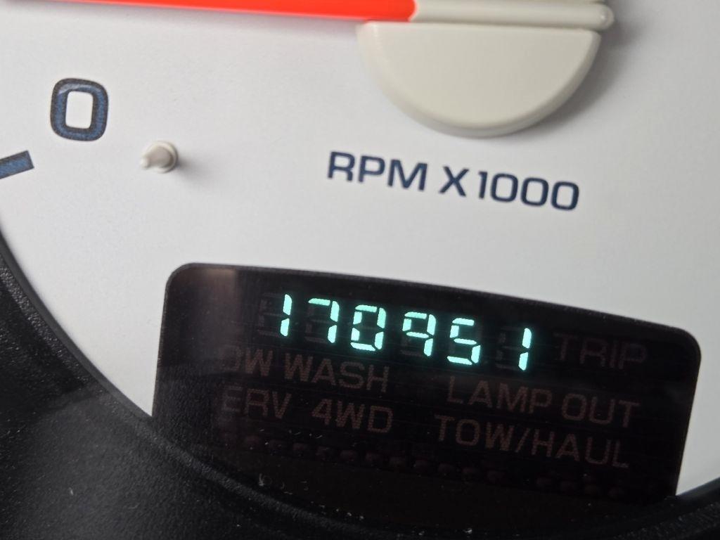 Dodge Ram 1500 ST Quad Cab 4WD 2004