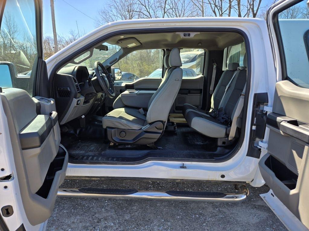 Ford F-150 XL SuperCab 6.5-ft. Bed 4WD 2017