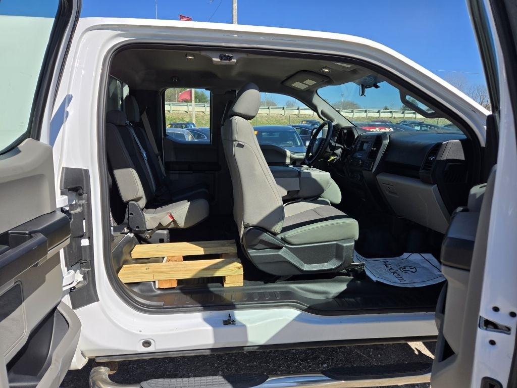 Ford F-150 XL SuperCab 6.5-ft. Bed 4WD 2017