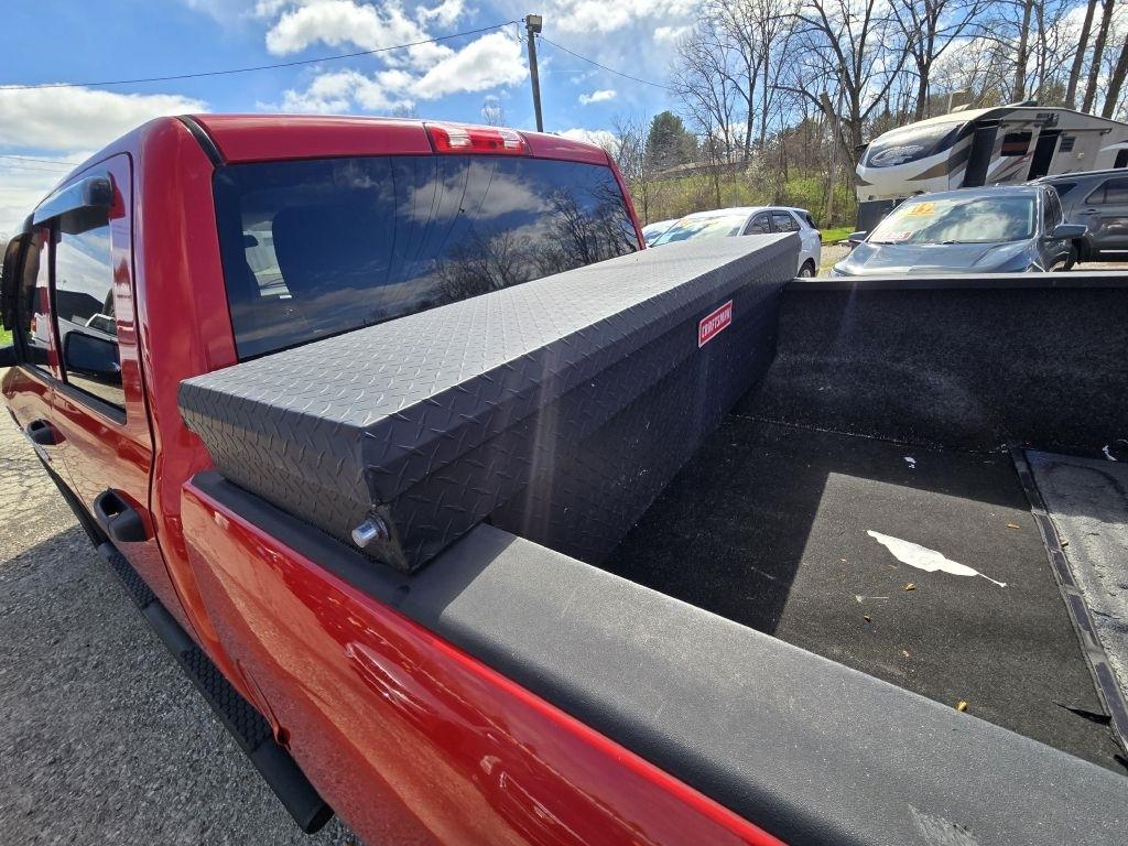 Dodge 1500 ST Crew Cab 4WD 2012