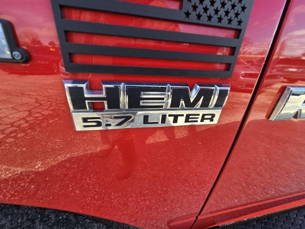 Dodge 1500 ST Crew Cab 4WD 2012