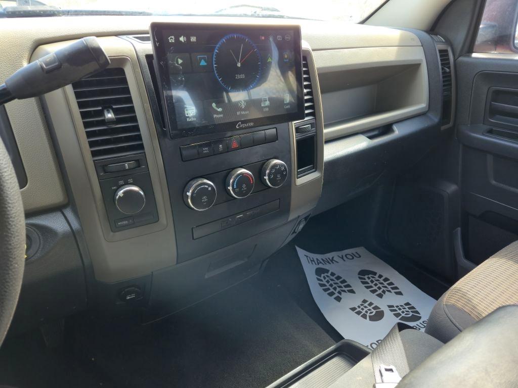 Dodge 1500 ST Crew Cab 4WD 2012