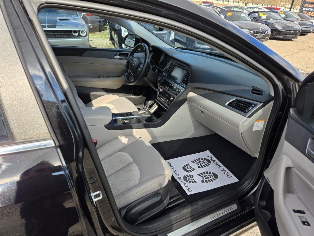 Hyundai Sonata Plug-In Base 2017