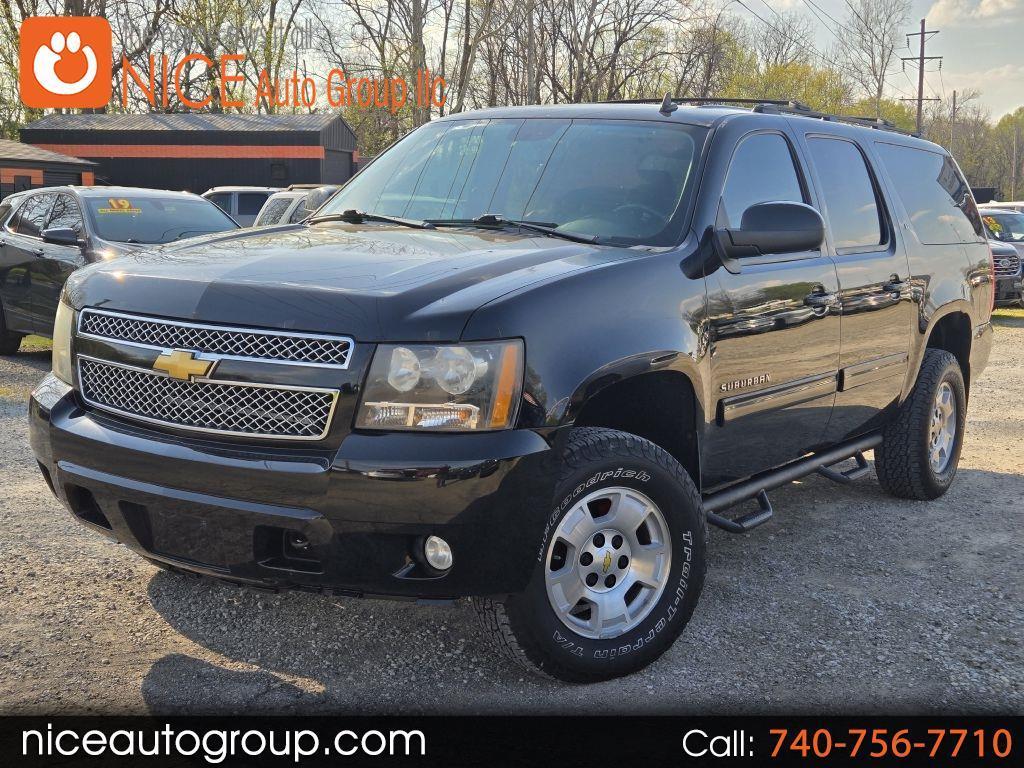 Chevrolet Suburban LT 1500 4WD 2012