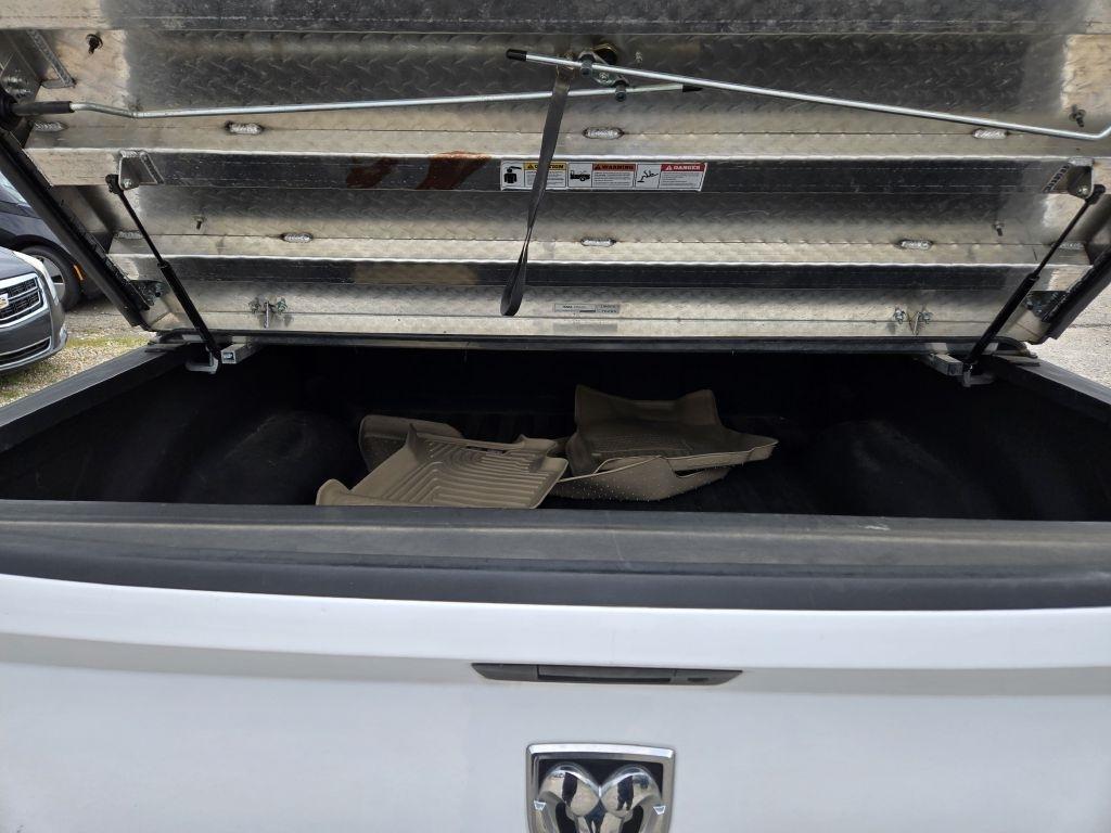 RAM 1500 SLT Quad Cab 4WD 2013