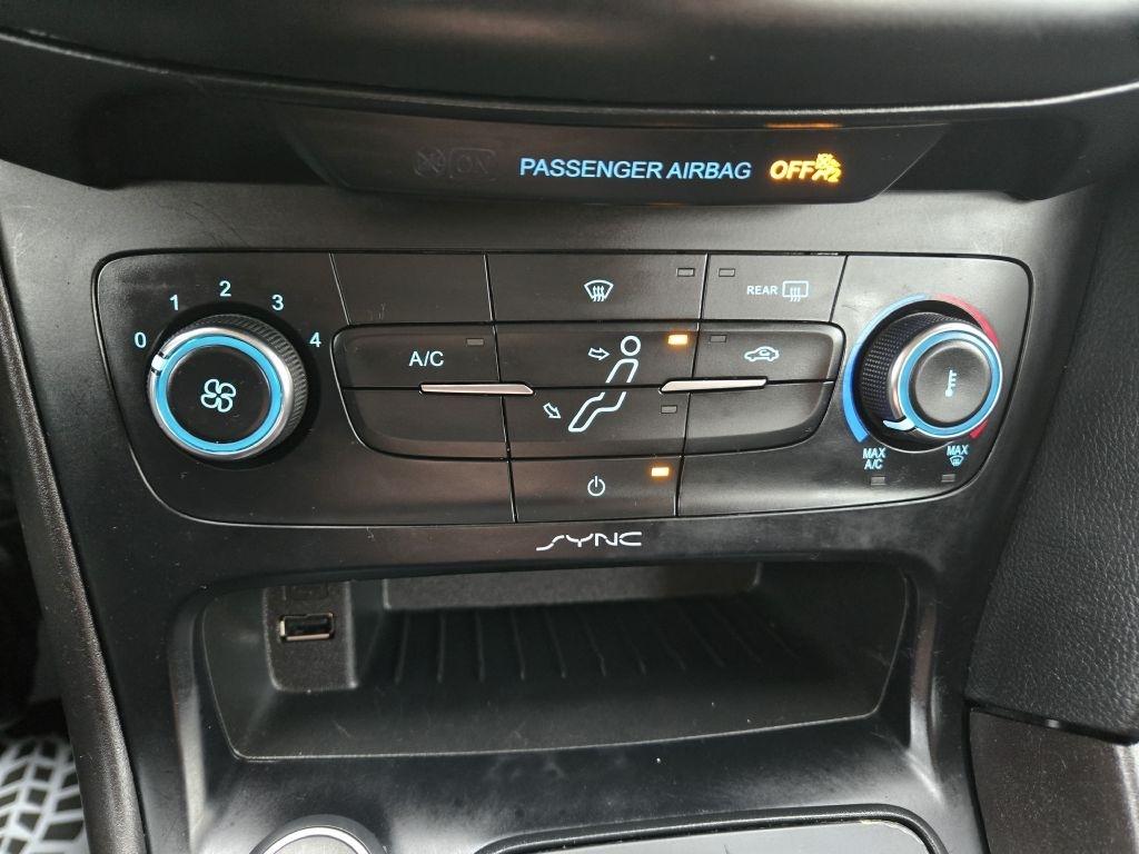 Ford Focus SE Hatch 2017