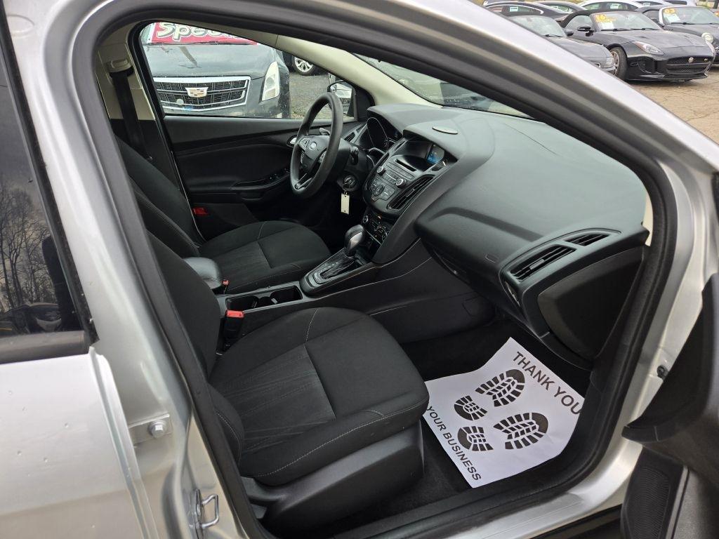 Ford Focus SE Hatch 2017