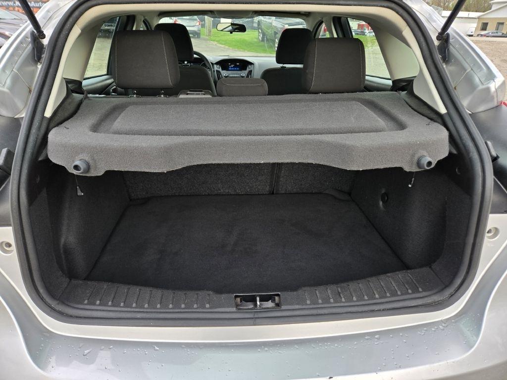 Ford Focus SE Hatch 2017