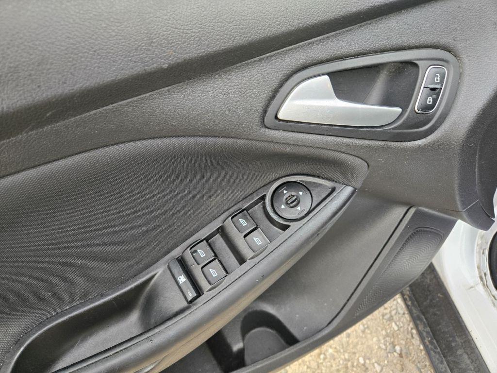 Ford Focus SE Hatch 2017