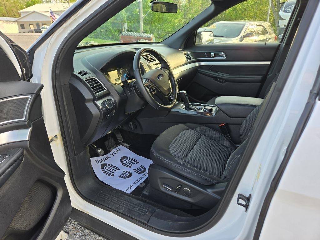 Ford Explorer XLT 4WD 2017