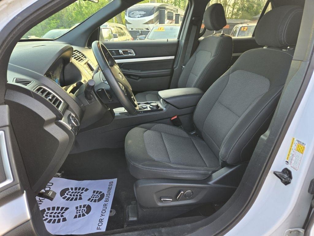 Ford Explorer XLT 4WD 2017