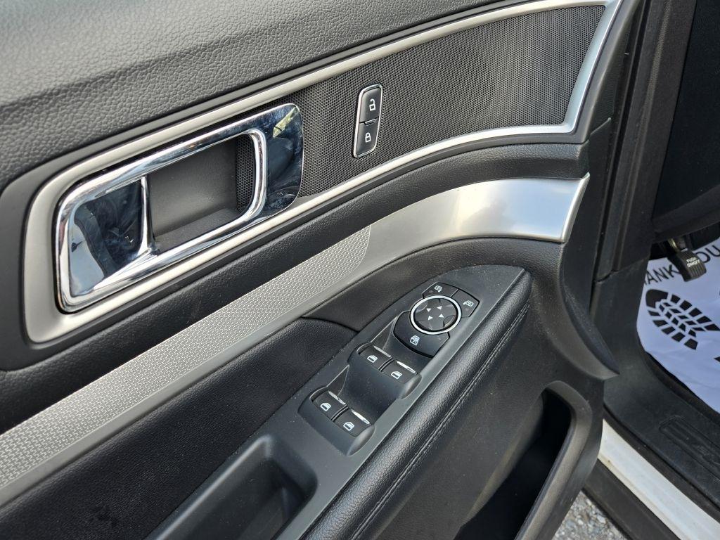 Ford Explorer XLT 4WD 2017