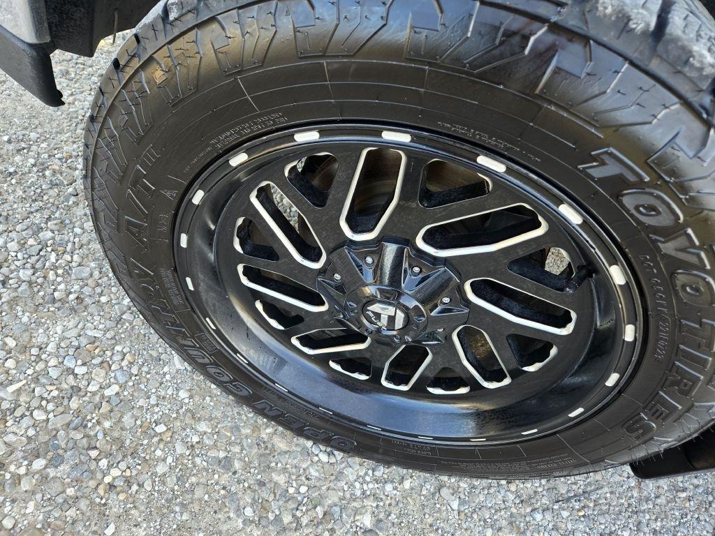 GMC Sierra 1500 SLE Crew Cab 4WD 2013