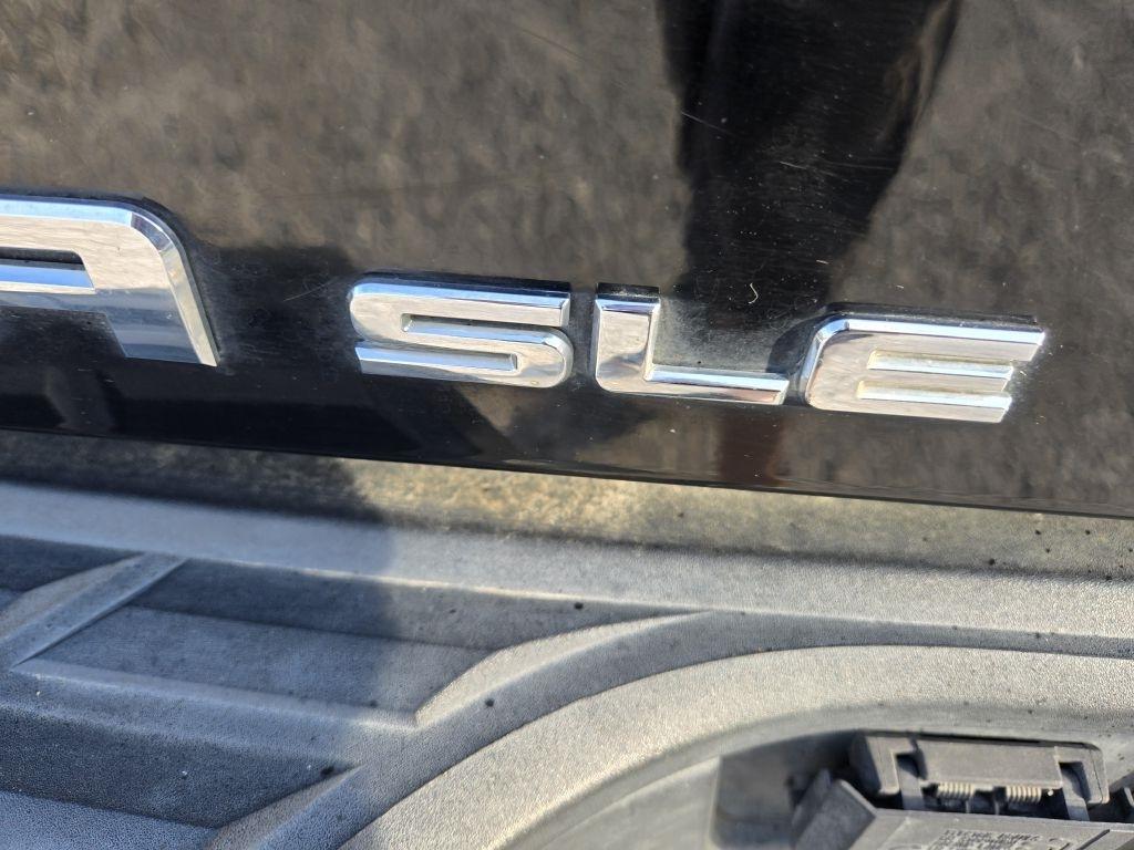 GMC Sierra 1500 SLE Crew Cab 4WD 2013