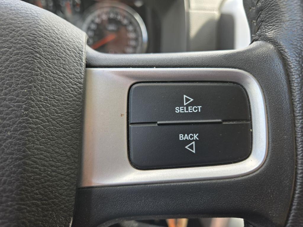 Dodge Ram 1500 SLT Crew Cab 4WD 2009