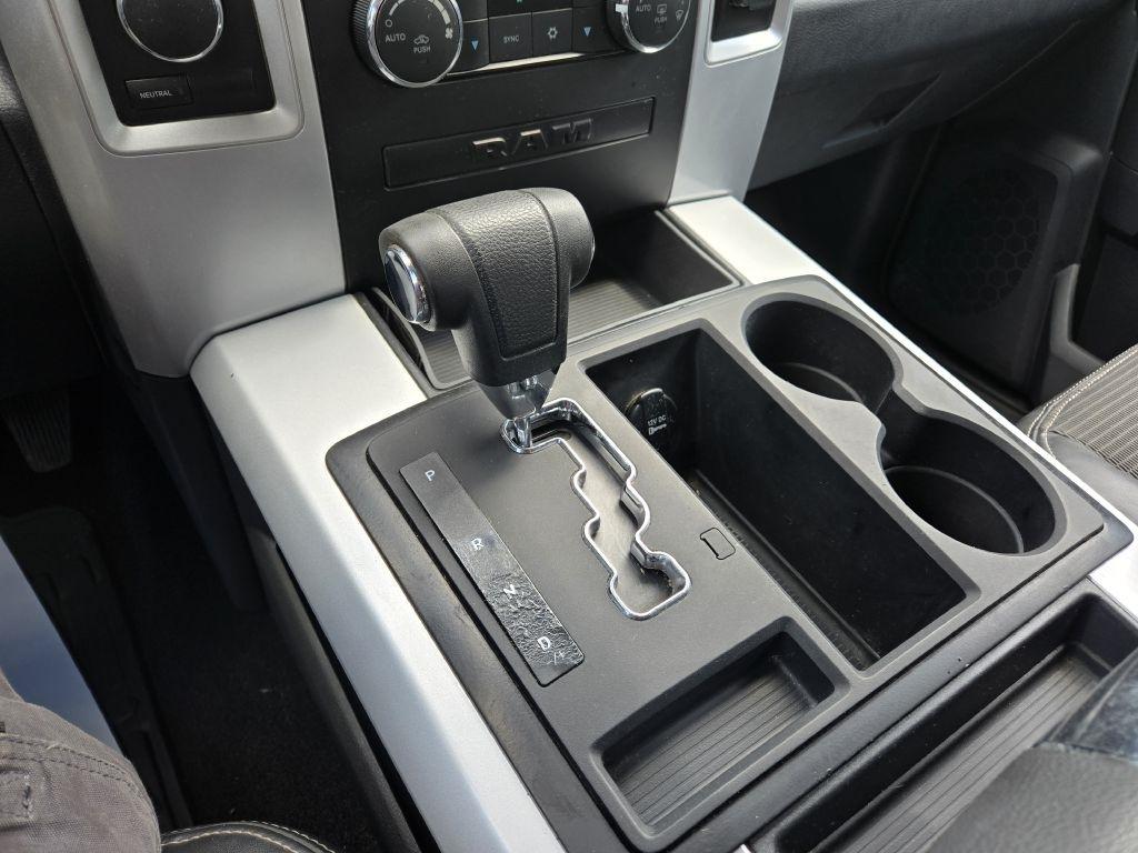 Dodge Ram 1500 SLT Crew Cab 4WD 2009