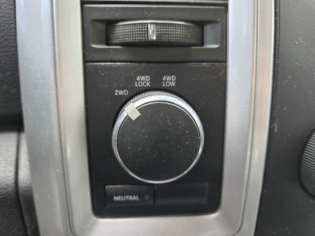 Dodge Ram 1500 SLT Crew Cab 4WD 2009