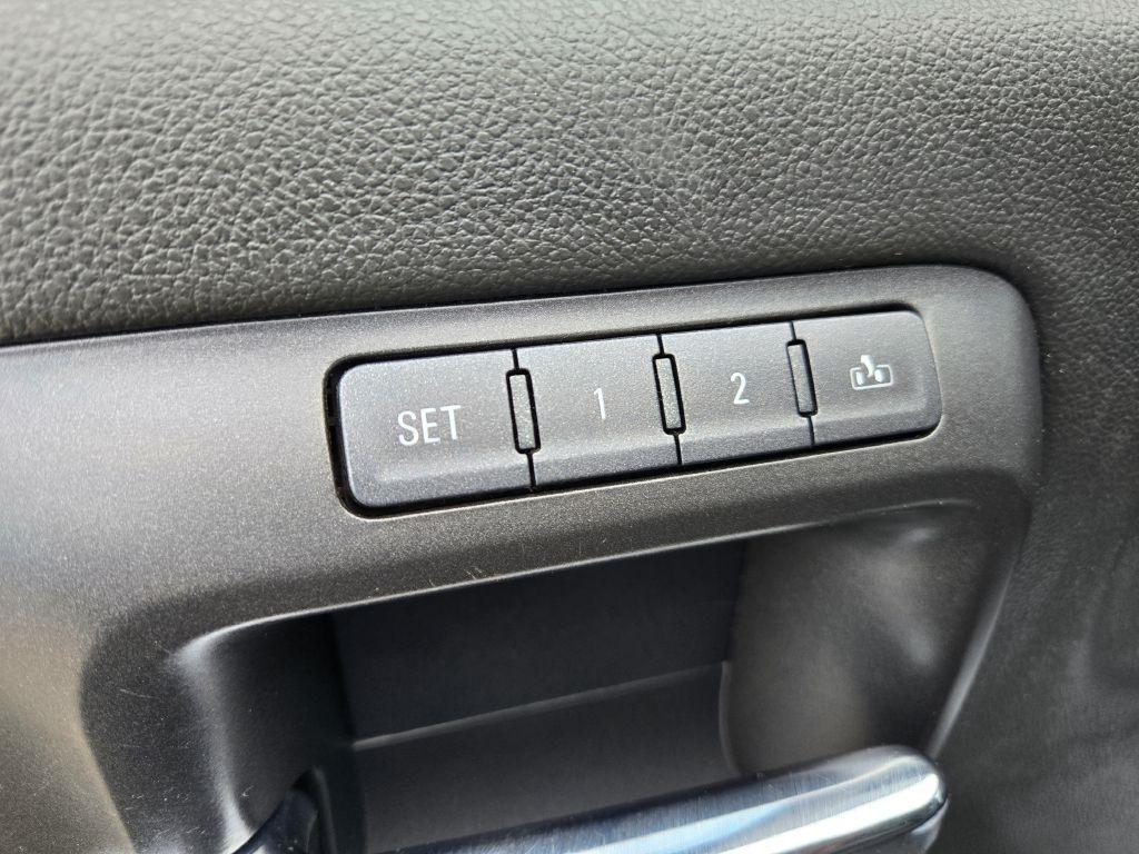 GMC Sierra 1500 SLT Double Cab 4WD 2015