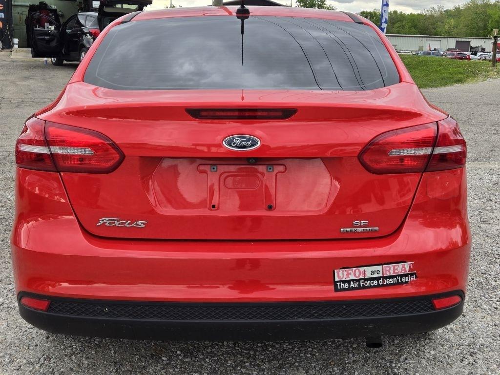 Ford Focus SE Sedan 2016