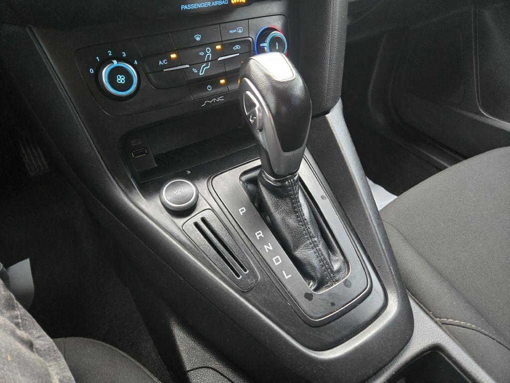 Ford Focus SE Sedan 2016