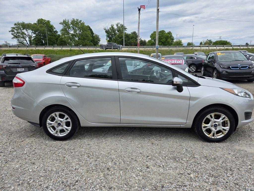 Ford Fiesta SE Sedan 2014