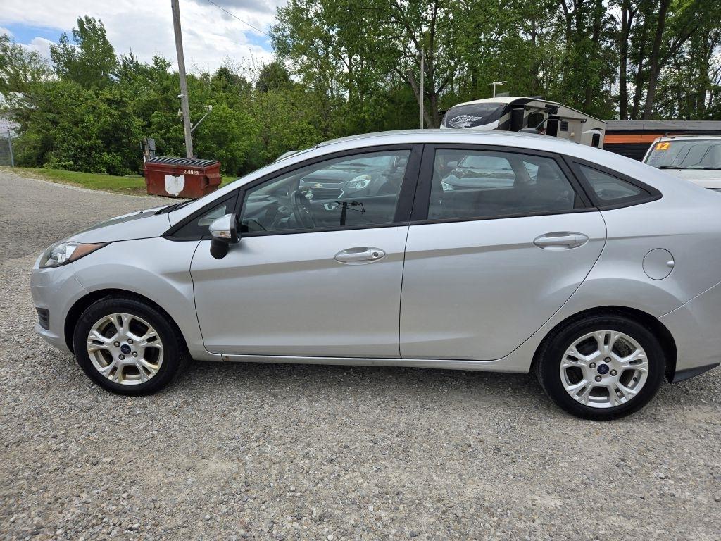 Ford Fiesta SE Sedan 2014