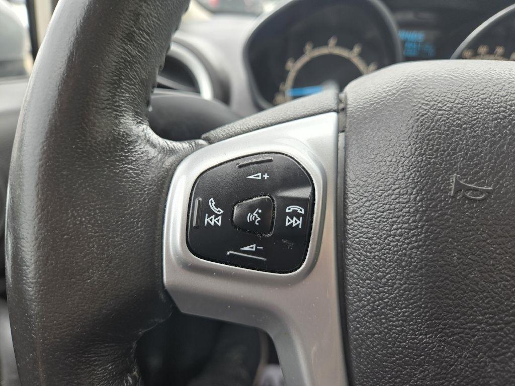Ford Fiesta SE Sedan 2014