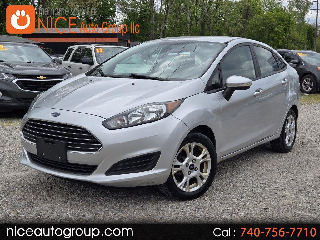 Ford Fiesta SE Sedan 2014