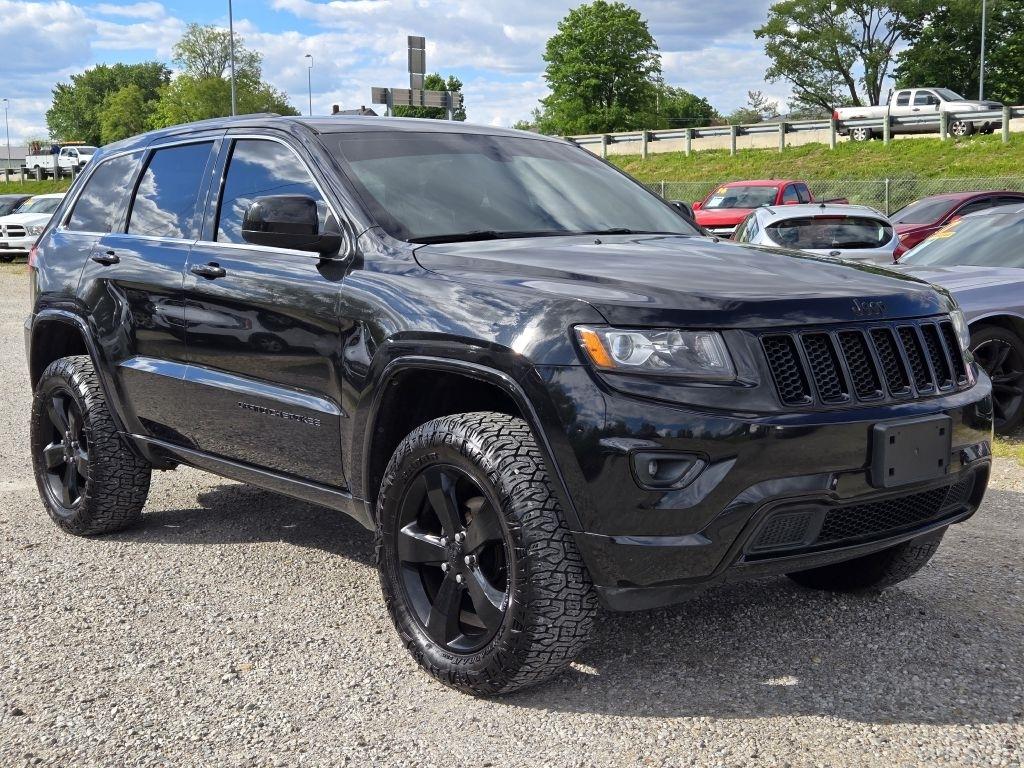 Jeep Grand Cherokee Laredo 4WD 2015