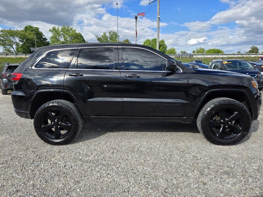 Jeep Grand Cherokee Laredo 4WD 2015