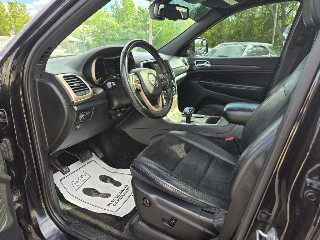 Jeep Grand Cherokee Laredo 4WD 2015