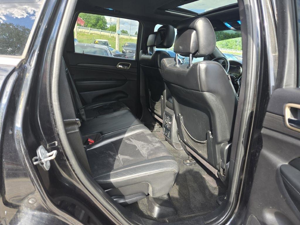 Jeep Grand Cherokee Laredo 4WD 2015