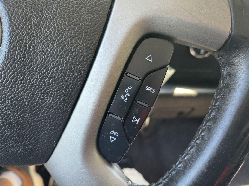 Chevrolet Silverado 1500 LT Crew Cab 4WD 2012
