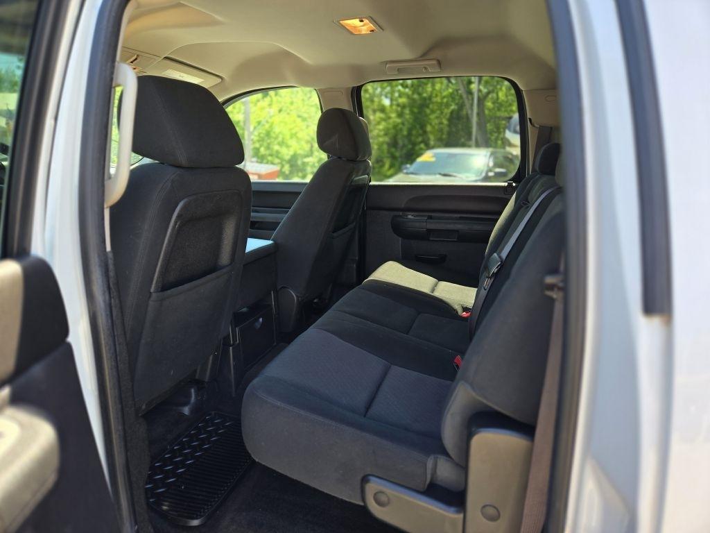 Chevrolet Silverado 1500 LT Crew Cab 4WD 2012